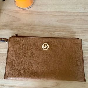 Michael Kors MK Leather Wallet & Wristlet NWOT